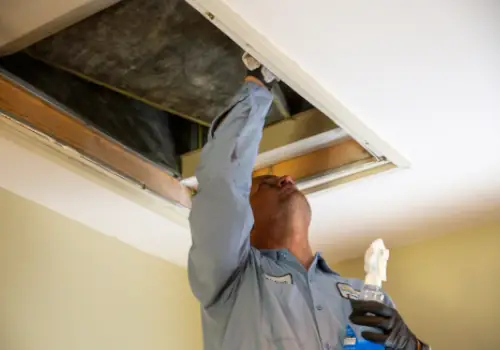 Christian Doing AC Service in Glendale